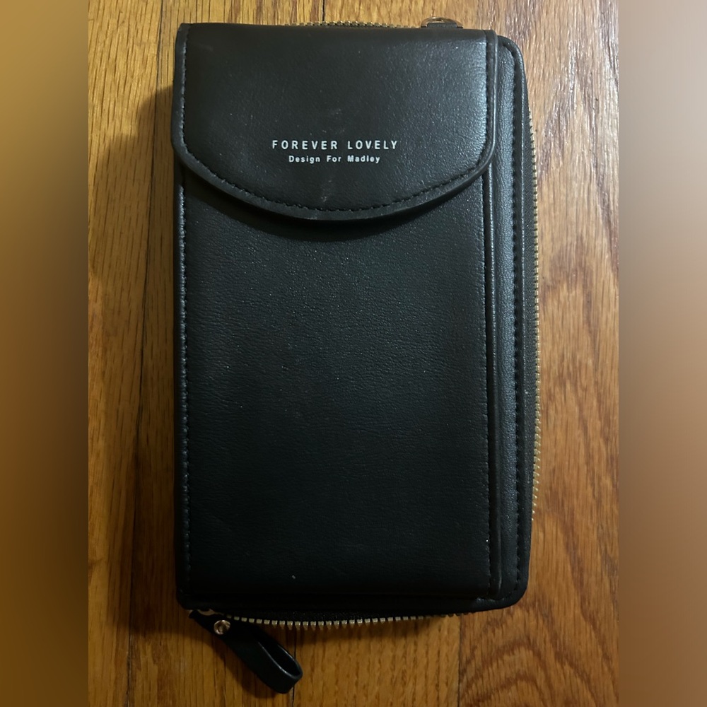Forever Lovely Crossbody